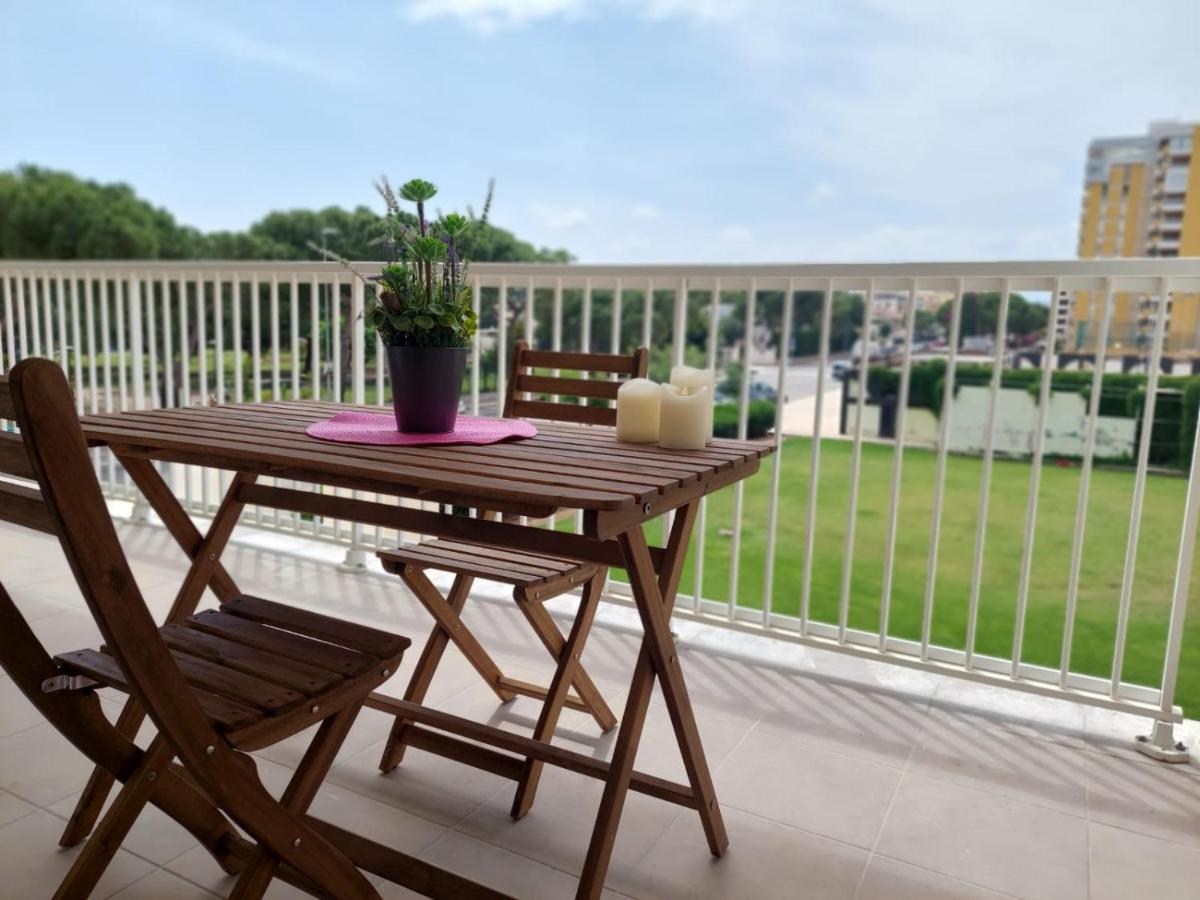 Apartamentos Con Terraza Frente Al Mar By Color Flats Canet d'En Berenguer Exterior photo
